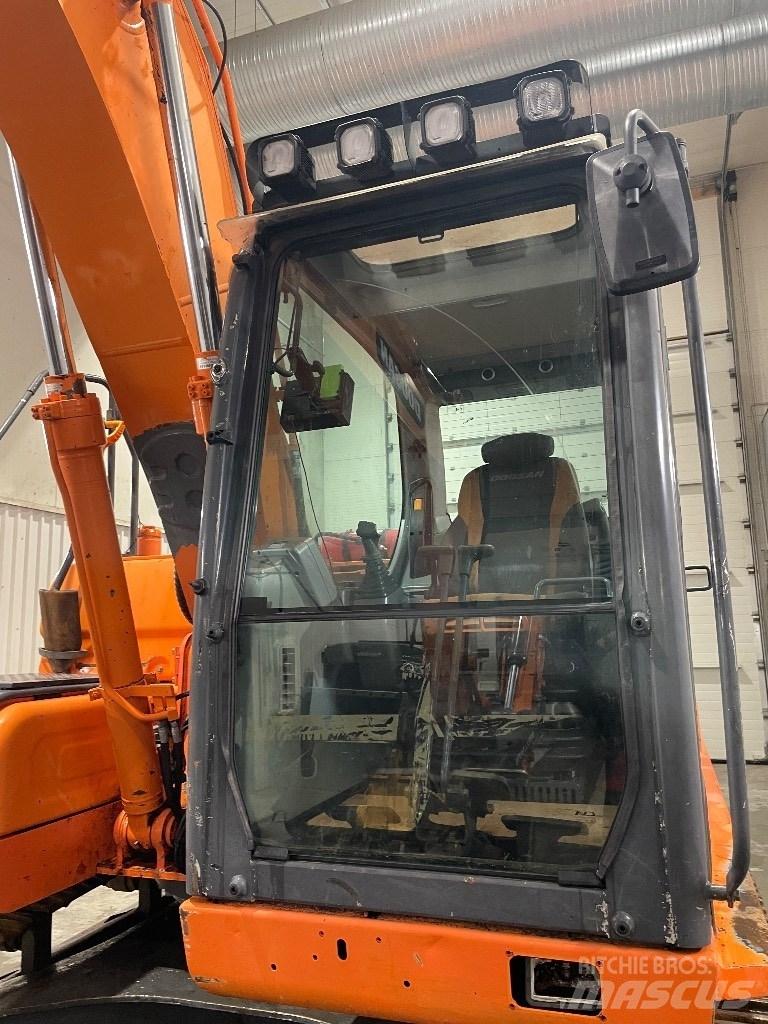 Doosan DX 160 Escavadeiras de esteiras