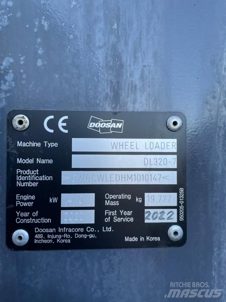 Doosan DL 320-7 Carregadeiras de rodas