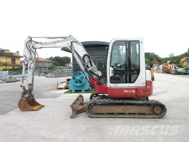 Takeuchi TB 153 FR Miniescavadeiras