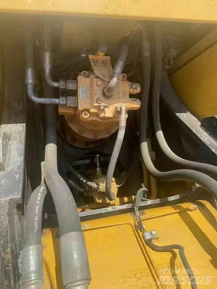 Sany SY 215 C Escavadeiras de esteiras