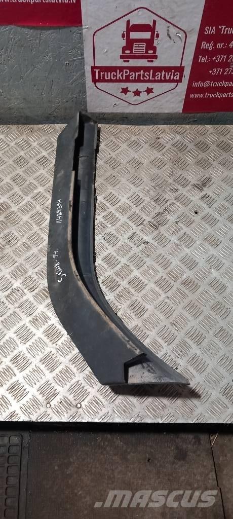 Scania 94 D.   1429394 Cabines e interior