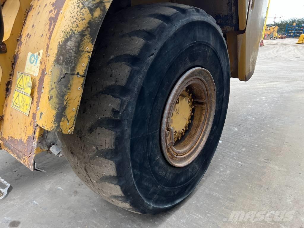 CAT 735 Caminhões articulados