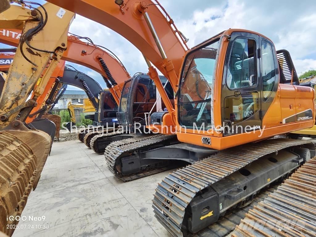 Doosan 225-7 Escavadeiras de esteiras