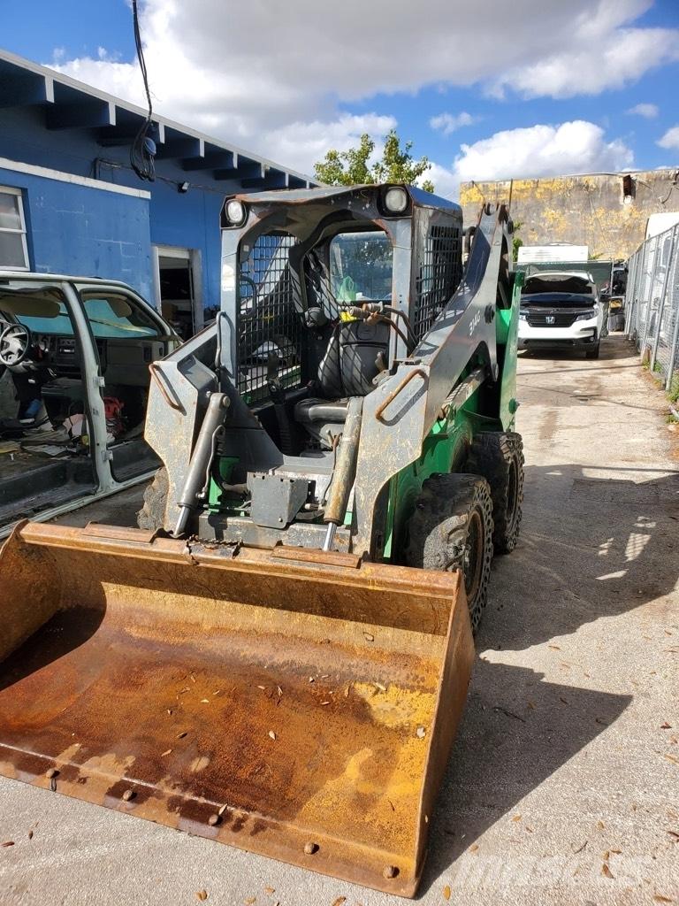 John Deere 314G Minicarregadeiras