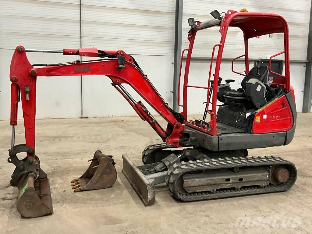 Neuson ET 24 Miniescavadeiras