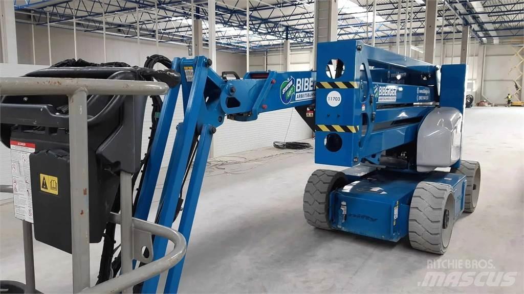  HR17NE Elevadores braços articulados