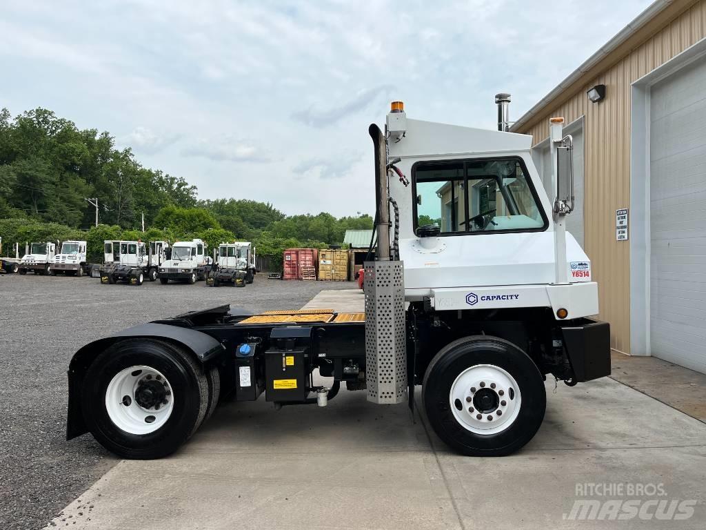 Capacity TJ5000 Tractores terminais