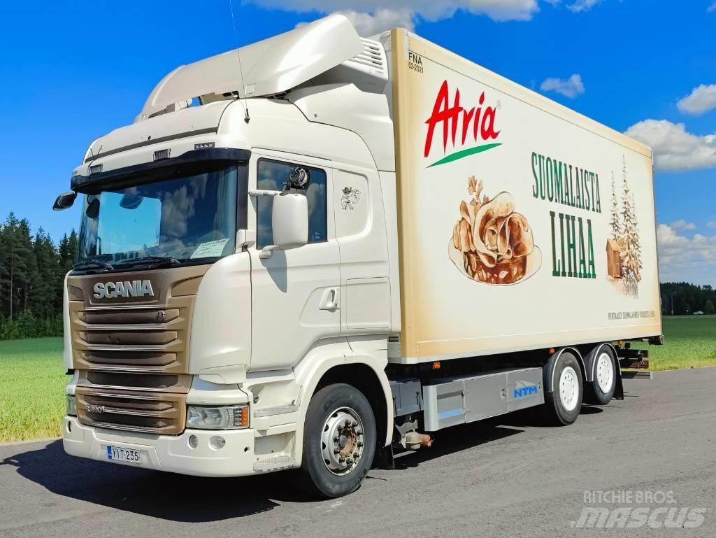 Scania R 490 Caminhões de caixa fechada