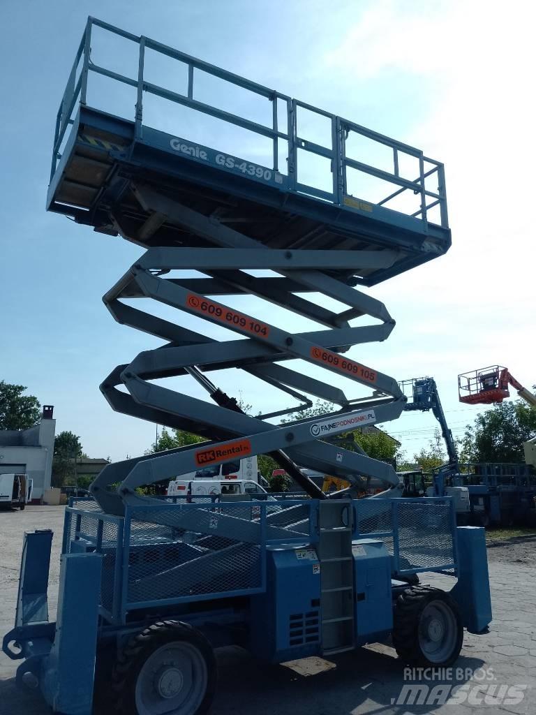 Genie 4390 Elevadores de tesoura