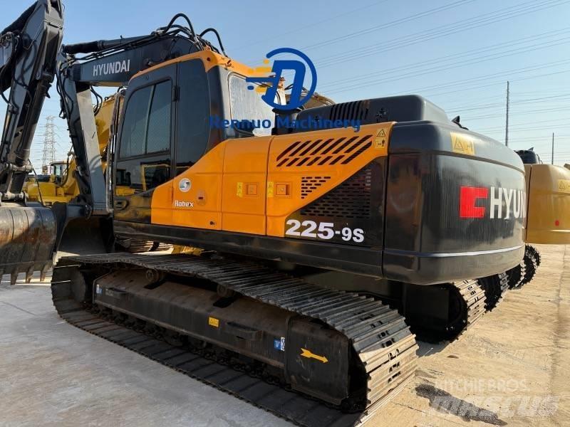 Hyundai 225-9S Escavadeiras de esteiras