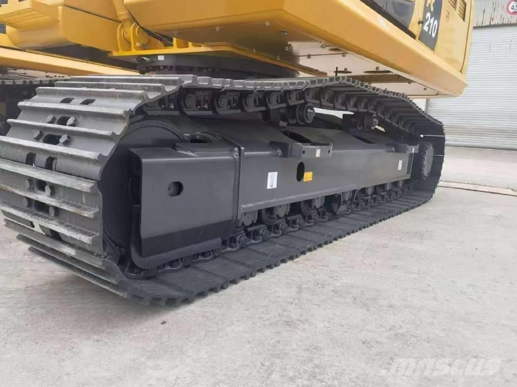 Komatsu PC 210 Escavadeiras de esteiras