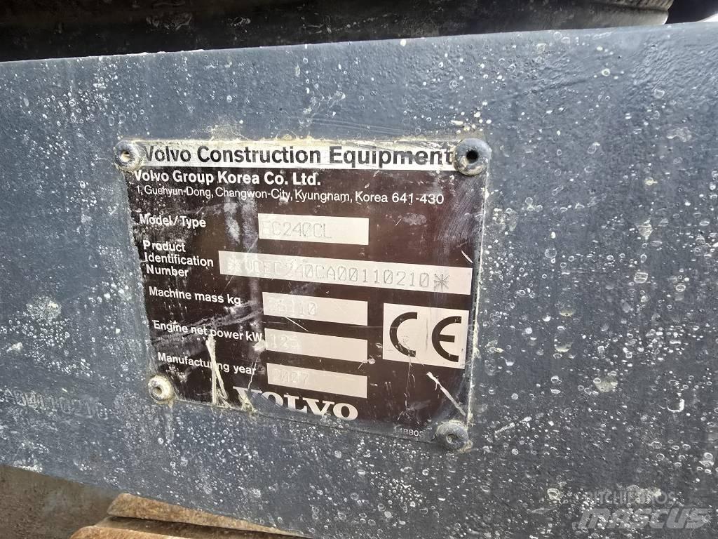 Volvo EC 240 C Escavadeiras de esteiras