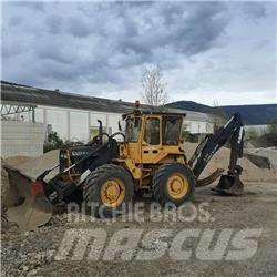 Volvo BM 6900 Retroescavadeiras