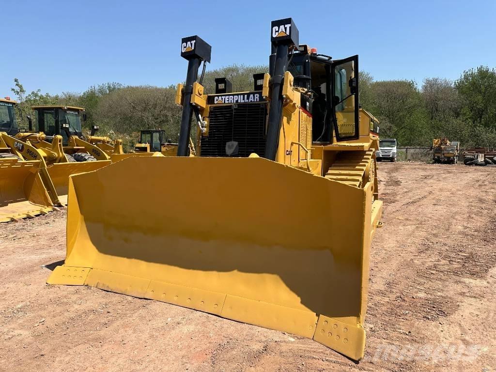 CAT D8R Dozers - Tratores rastos