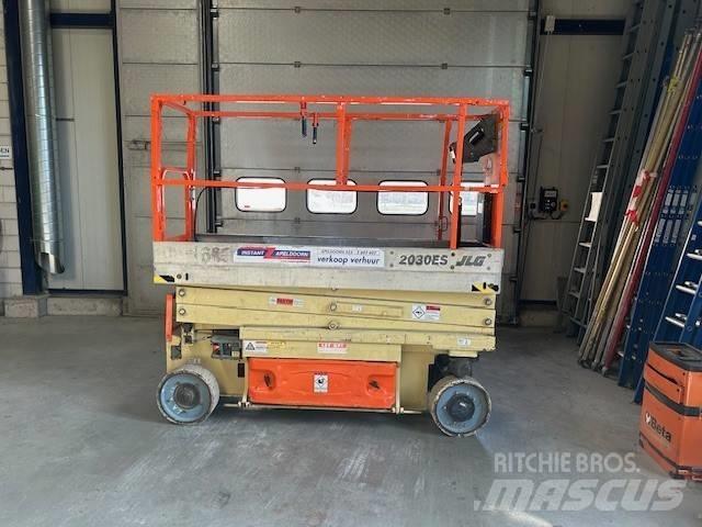 JLG 2030 ES Elevadores de tesoura