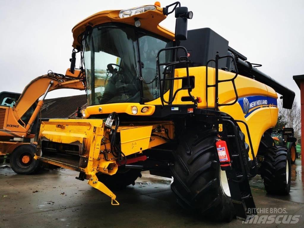 New Holland CX 8070 Ceifeiras debulhadoras