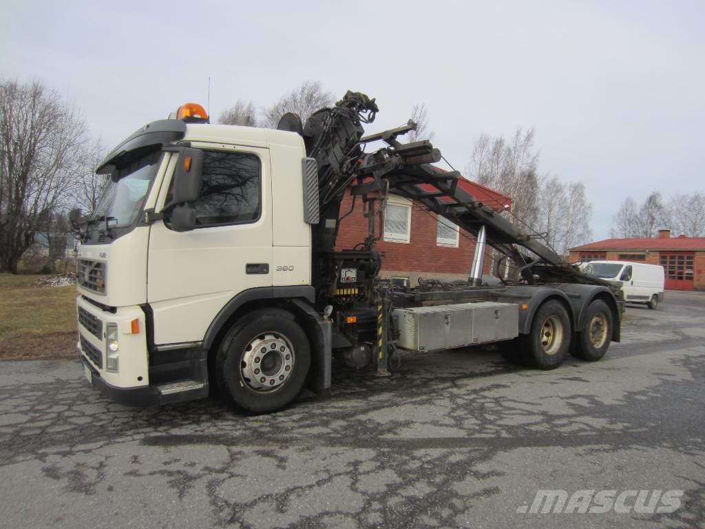 Volvo FM 12  6x2 4600 Camiões caixa desmontável com elevador de cabo