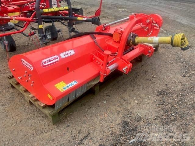 Maschio Brava 250 L Gadanheiras e cortadores de folhas para pastos