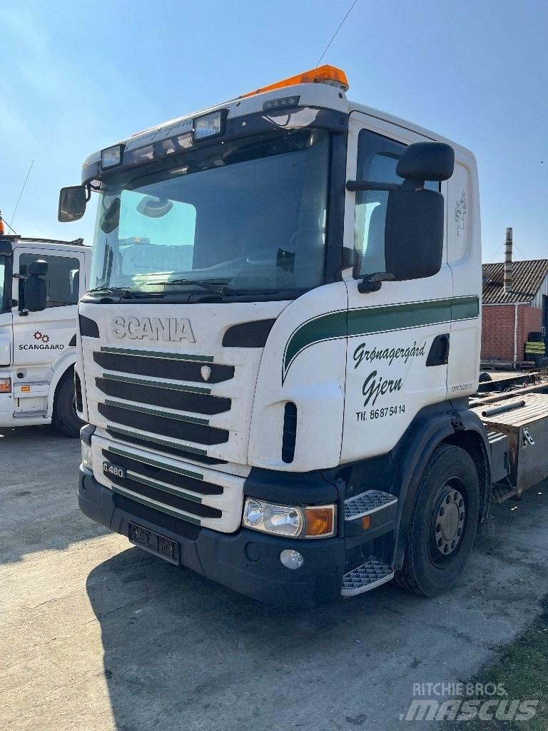Scania CG16 Cabines e interior
