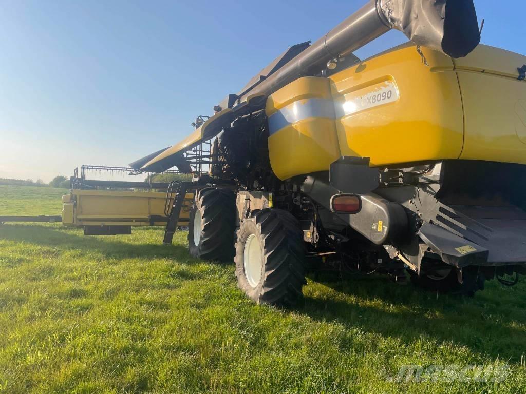New Holland CX 8090 Ceifeiras debulhadoras