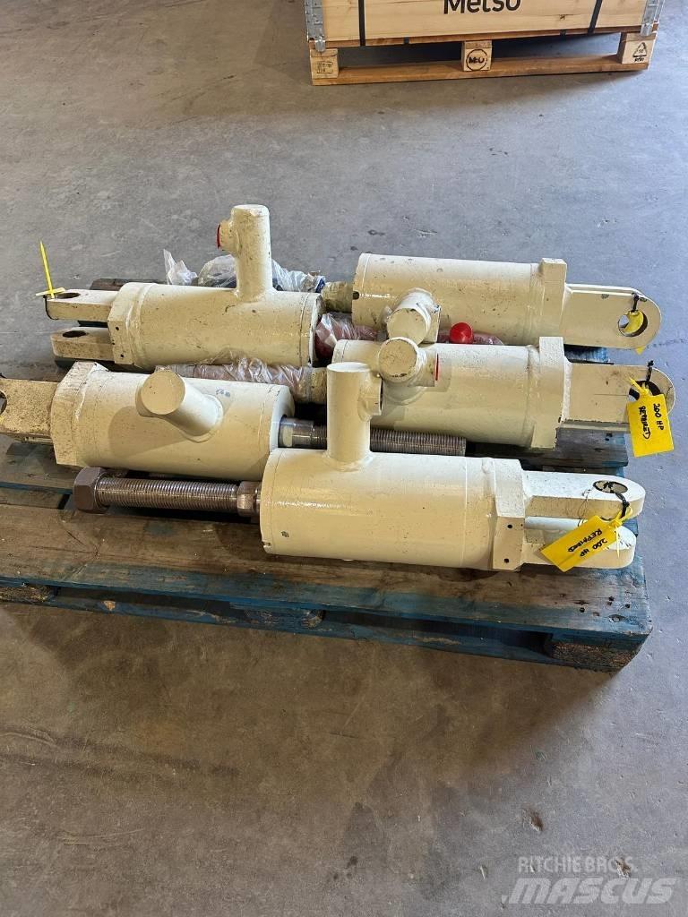 Metso 200HP Britadeiras