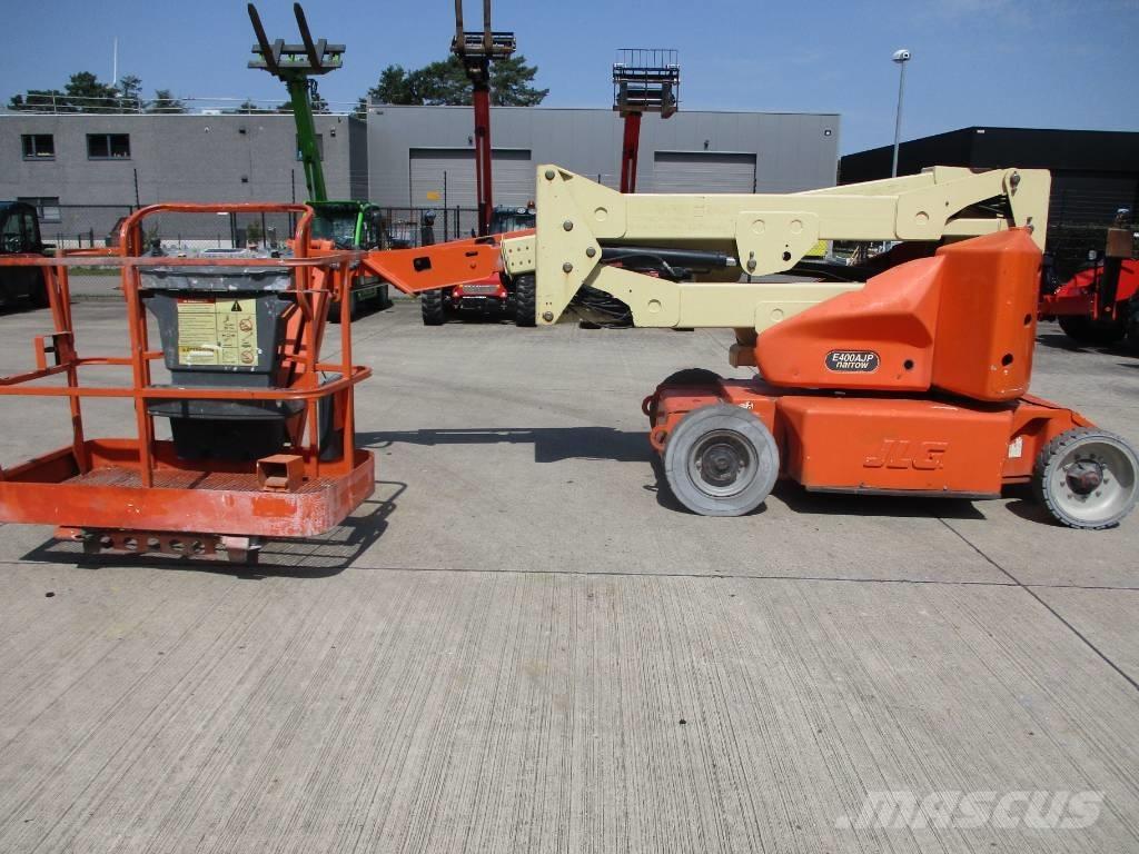 JLG E400 AJPN (687) Plataformas de braço compactas auto-propulsão