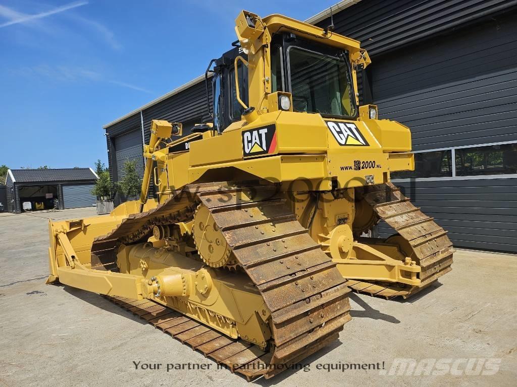 CAT D 6 T LGP Dozers - Tratores rastos