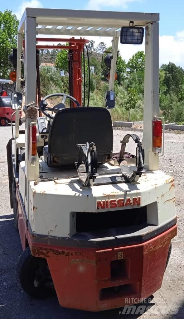 Nissan 02ZNH01A15 Empilhadores a gás