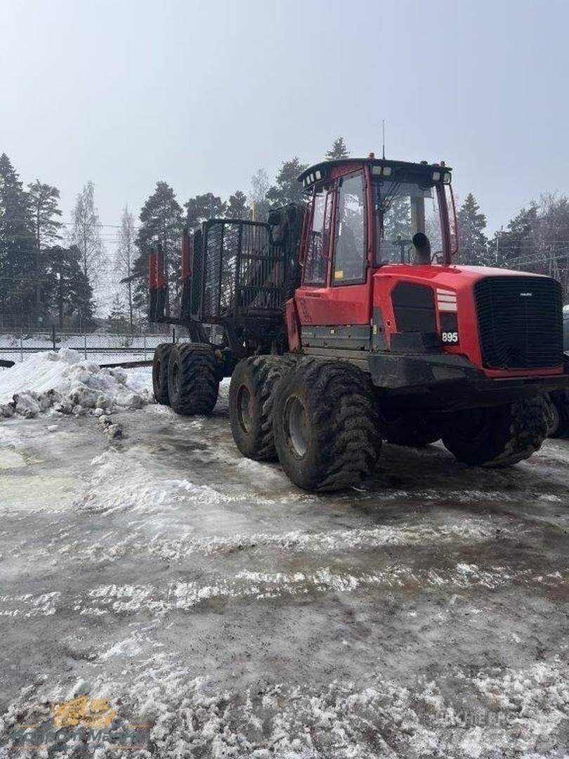 Komatsu 895 Forwarders florestais