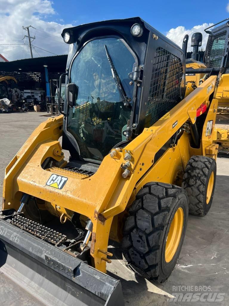 CAT 272D3 Minicarregadeiras