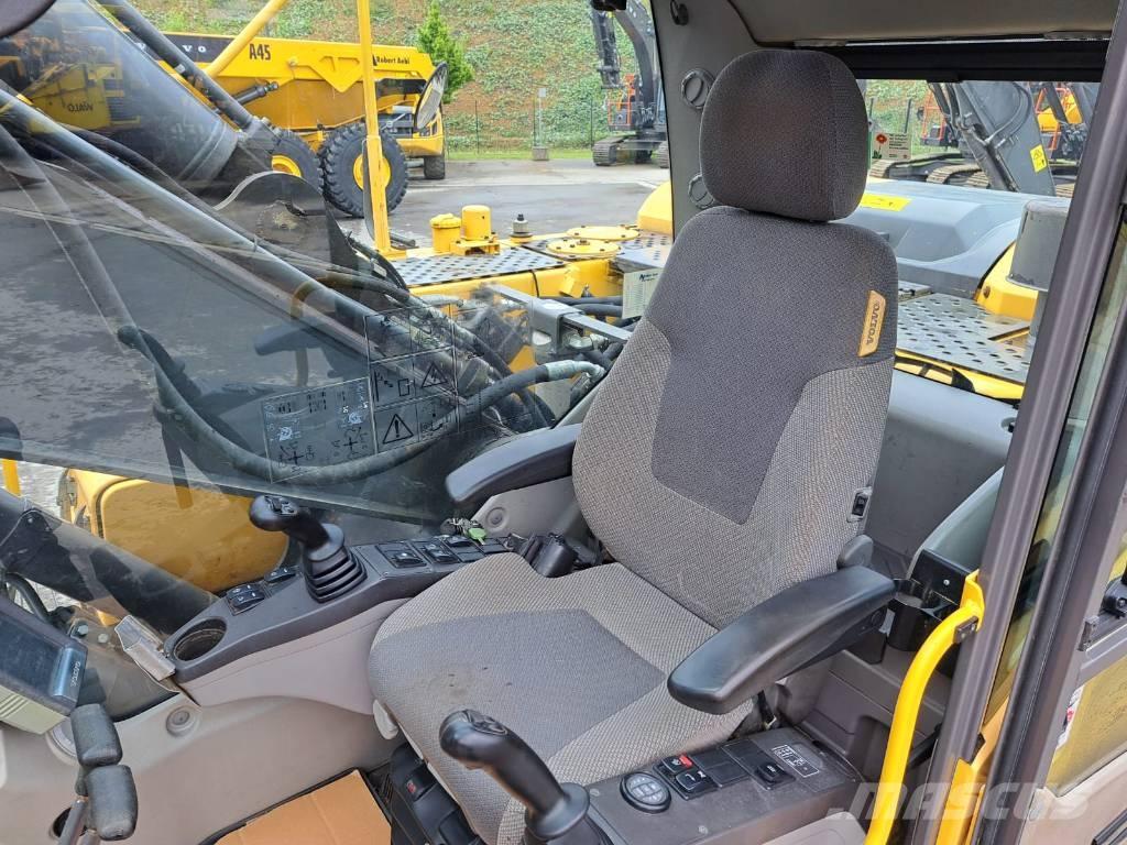 Volvo EC 220 DL Escavadeiras de esteiras