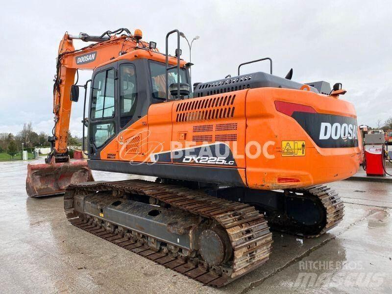 Doosan DX 225 LC Escavadeiras de esteiras