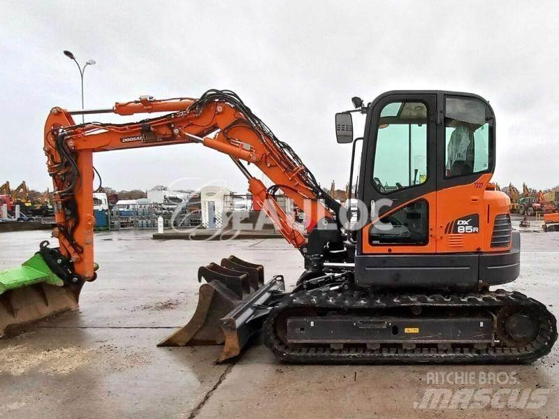 Doosan DX85R Escavadeiras de esteiras