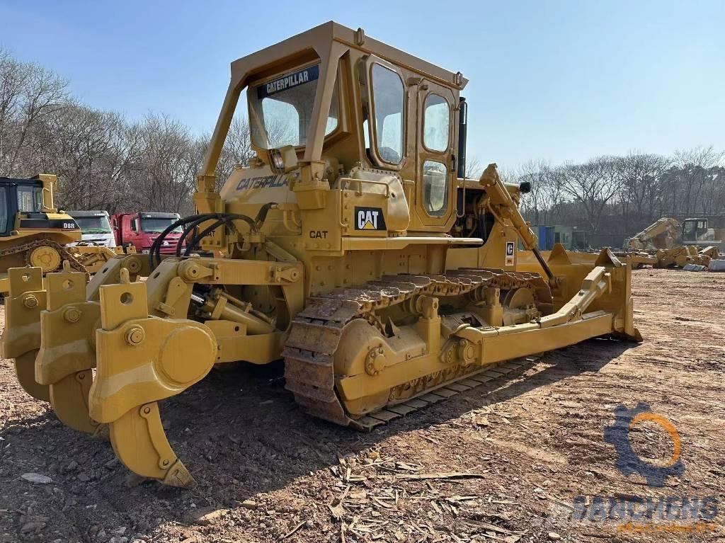 CAT D8K Dozers - Tratores rastos