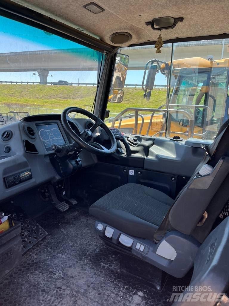 Bell B30E Caminhões articulados