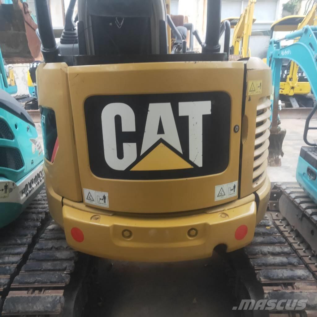 CAT 302C Miniescavadeiras