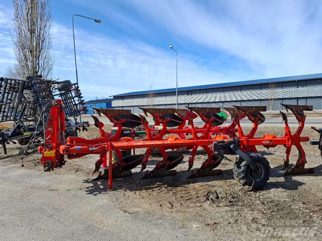 Kuhn Vari-Master 122 Charruas reversíveis