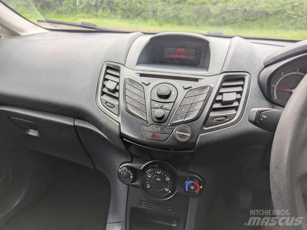 Ford Fiesta Van Carrinhas de caixa fechada