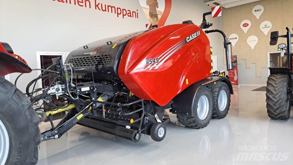Case IH RB 545 Enfardadeira de rolos