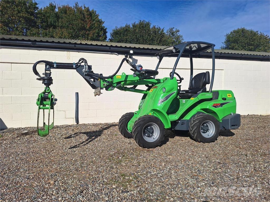 Avant 528 Carregadeiras de rodas