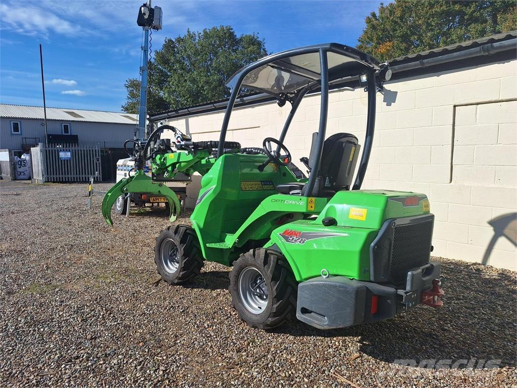 Avant 528 Carregadeiras de rodas