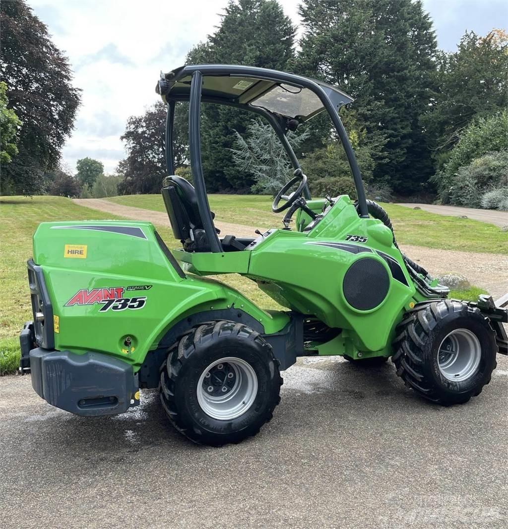 Avant AV 735 Carregadeiras de rodas