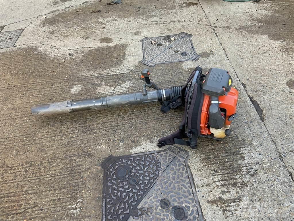 Husqvarna 570BTS Agricultura - Outros
