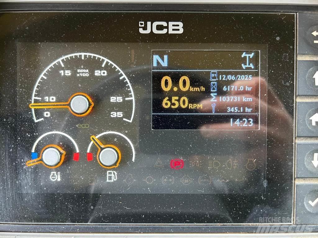 JCB 4220 Tratores Agrícolas usados