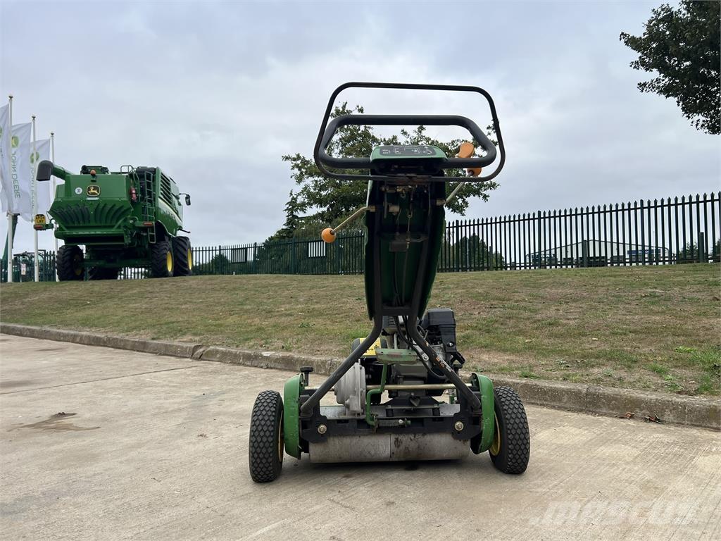 John Deere 220C Agricultura - Outros

