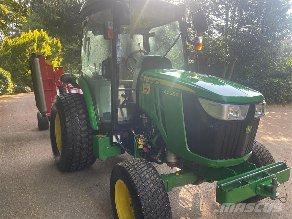John Deere 4066R Tractores compactos