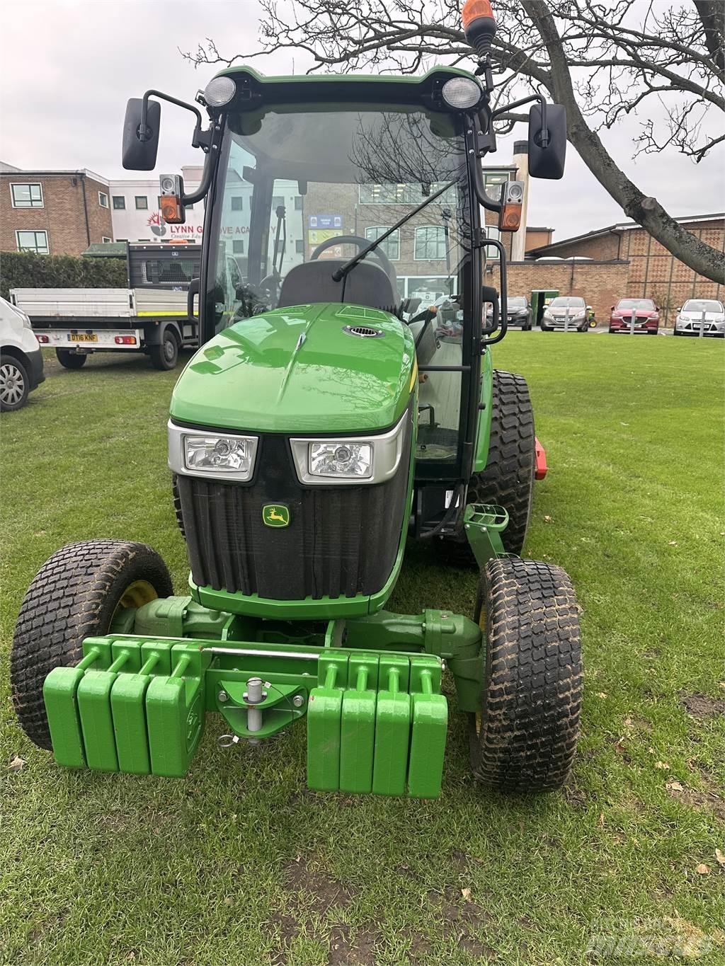 John Deere 4066R Tractores compactos