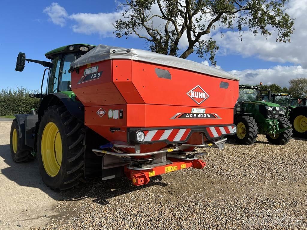Kuhn 40.2W Espalhadores de minério