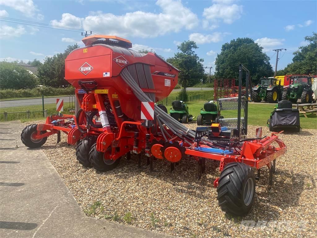 Kuhn MEGANT 602R Perfuradoras