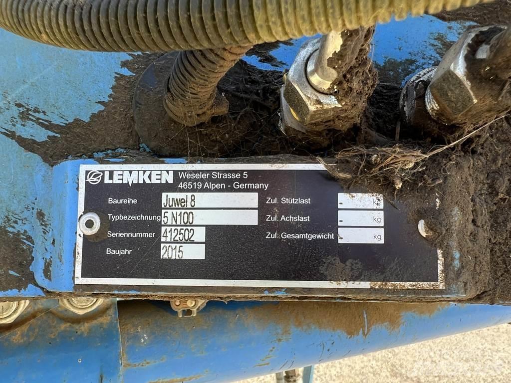 Lemken JUWEL 8 Charruas reversíveis